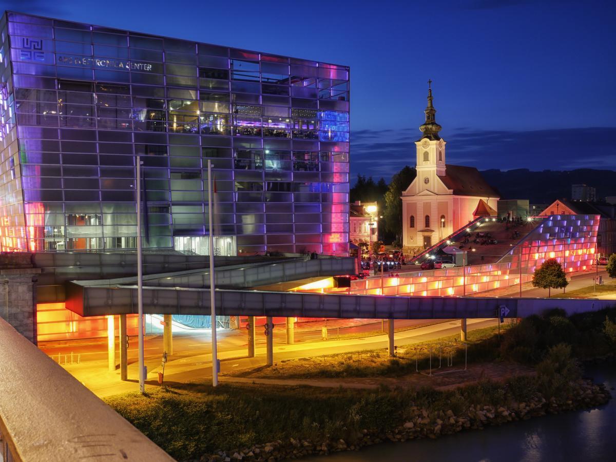 Jugendgaestehaus Линц Экстерьер фото